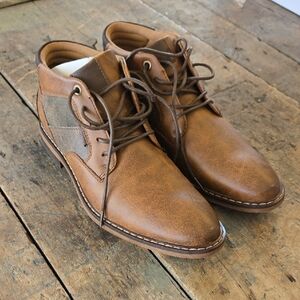 Sonoma Brown Men's Chukka Boots with Dark Brown Laces